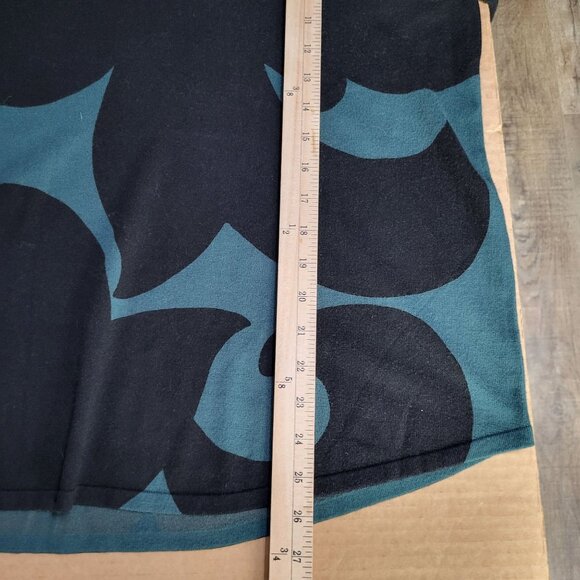 Chico's Womens SZ 3 (XL) Green Black Scrolls V Neck Pullover Sweater Art Deco - Picture 7 of 9